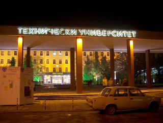 tu-sofia_night_view10.2003.jpg